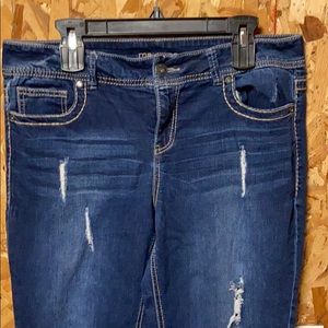 Maurices jeans